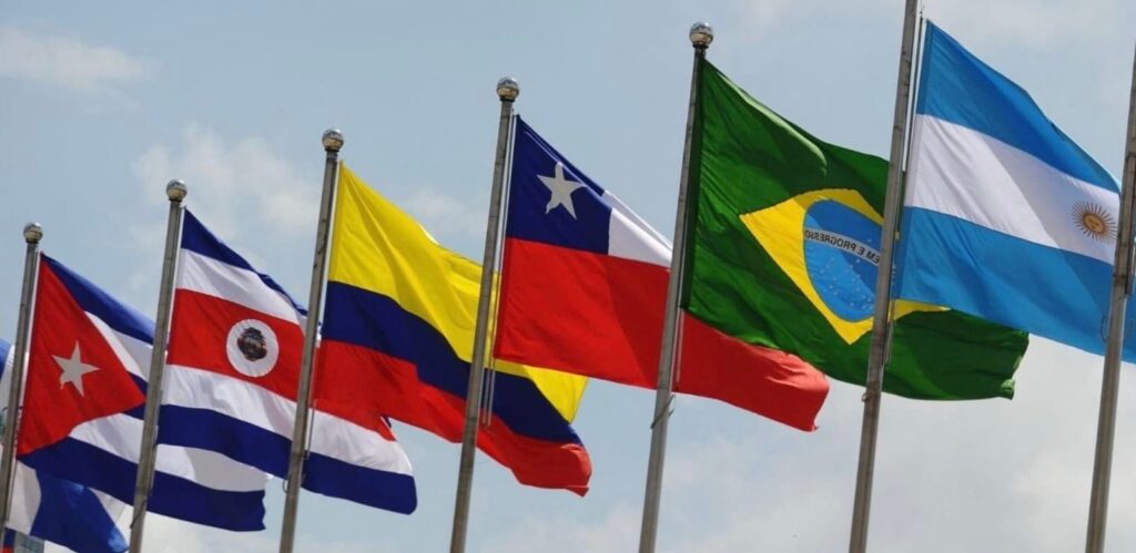 Foto de banderas de América Latina